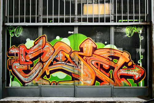grafiti-on-glass-door_DxO.jpg